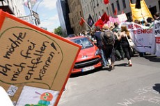bildungsstreik 230x153 Bildungsstreik: Net mit uns!